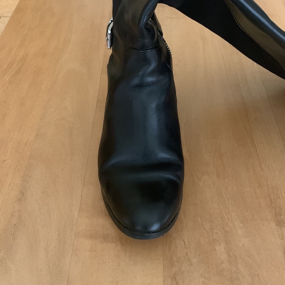 Michael Kors Aileen Flat Boot 6M - Picture 5 of 10